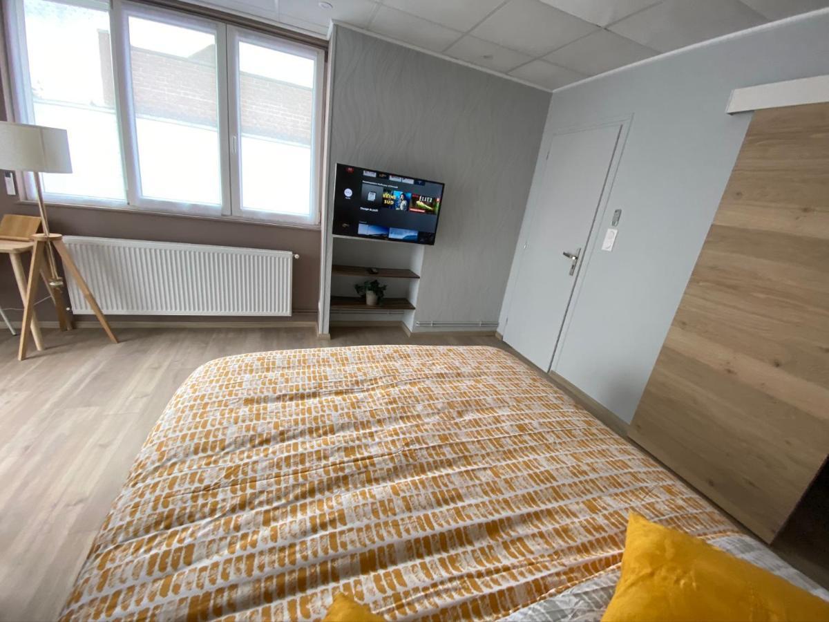 Logements Equipes A Onnaing Avec Espace Balneo En Option Proche Toyota, Autoroute Et Valenciennes المظهر الخارجي الصورة