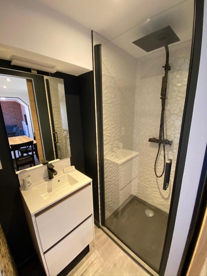 Logements Equipes A Onnaing Avec Espace Balneo En Option Proche Toyota, Autoroute Et Valenciennes المظهر الخارجي الصورة