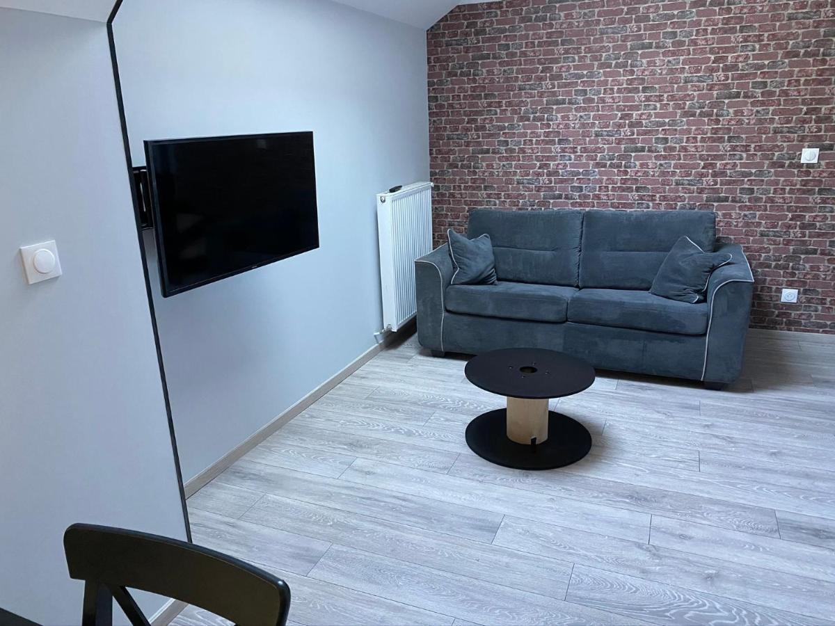 Logements Equipes A Onnaing Avec Espace Balneo En Option Proche Toyota, Autoroute Et Valenciennes المظهر الخارجي الصورة